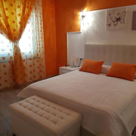 Appartamento Giardino ดอมุสเดมาเรีย ภายนอก รูปภาพ